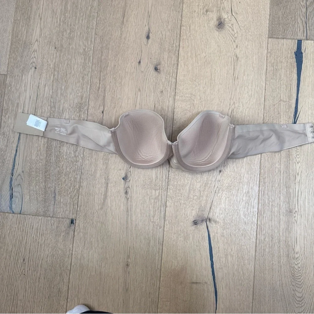 Aerie Strapless Convertible Nude Bra
